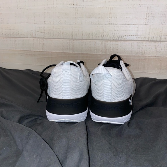 UA TriBase Reign 5 - Picture 4 of 6